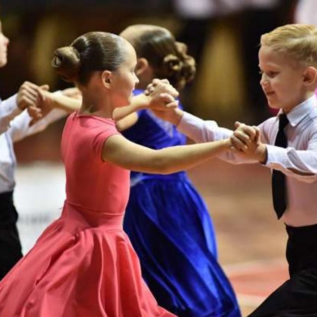Спортивные бальные танцы для детей Хабаровск
