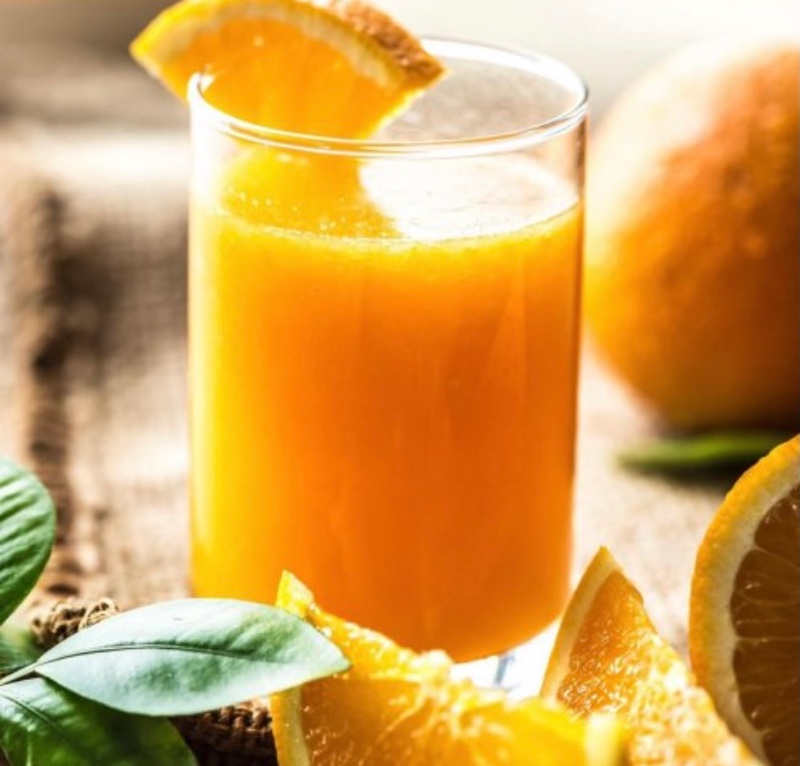 Свежевыжатый апельсиновый сок 