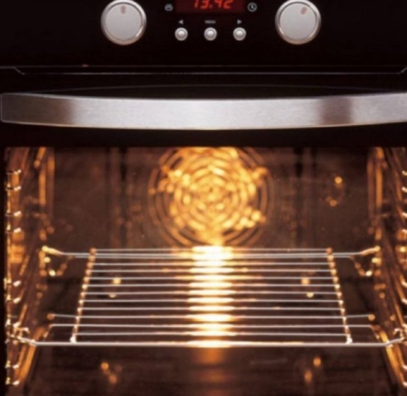 Как ухаживать за духовкой  