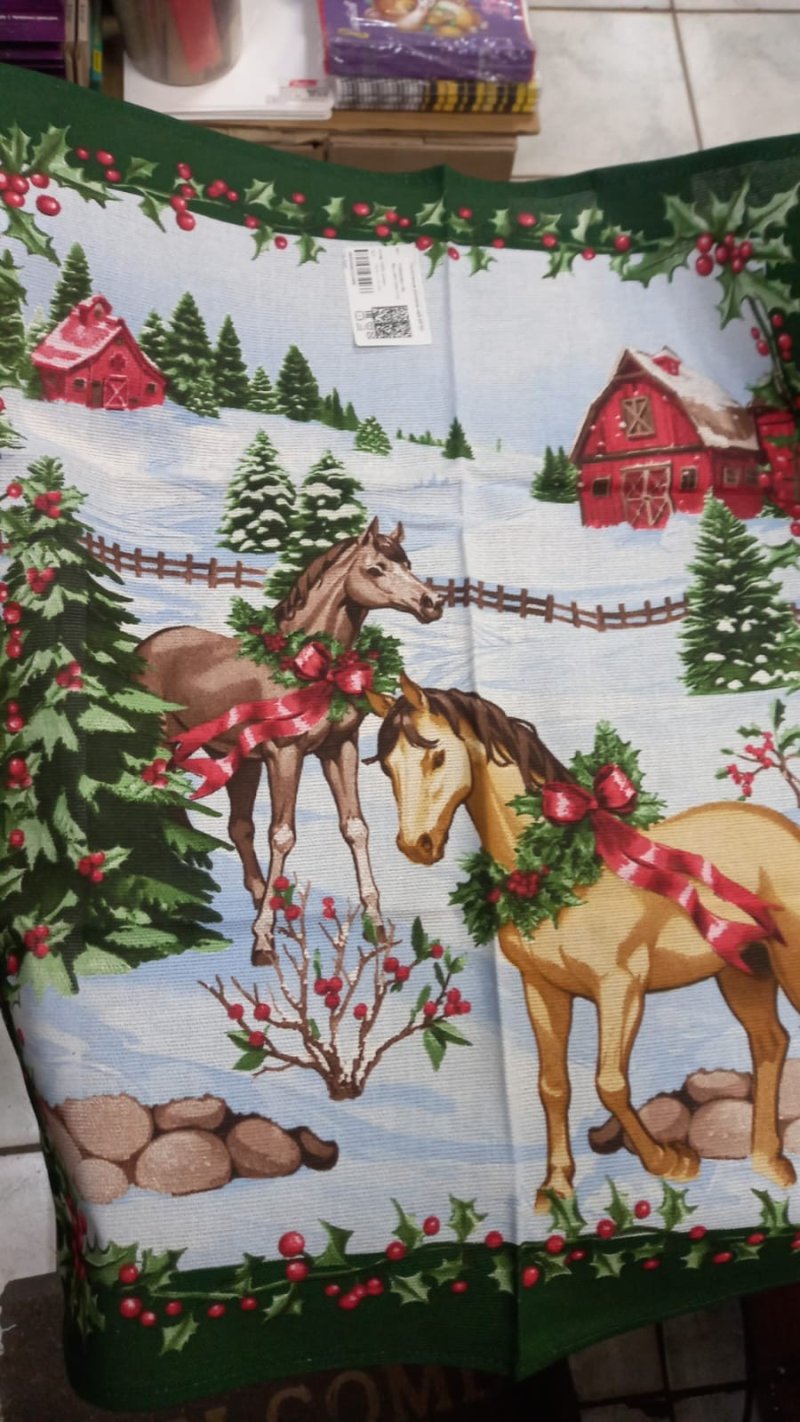 Товары с символом 2026 года: стоит ли их покупать?