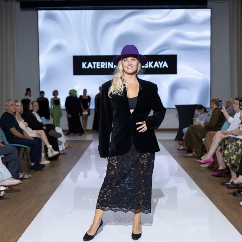 Новая коллекция 🖤🤍💜💚