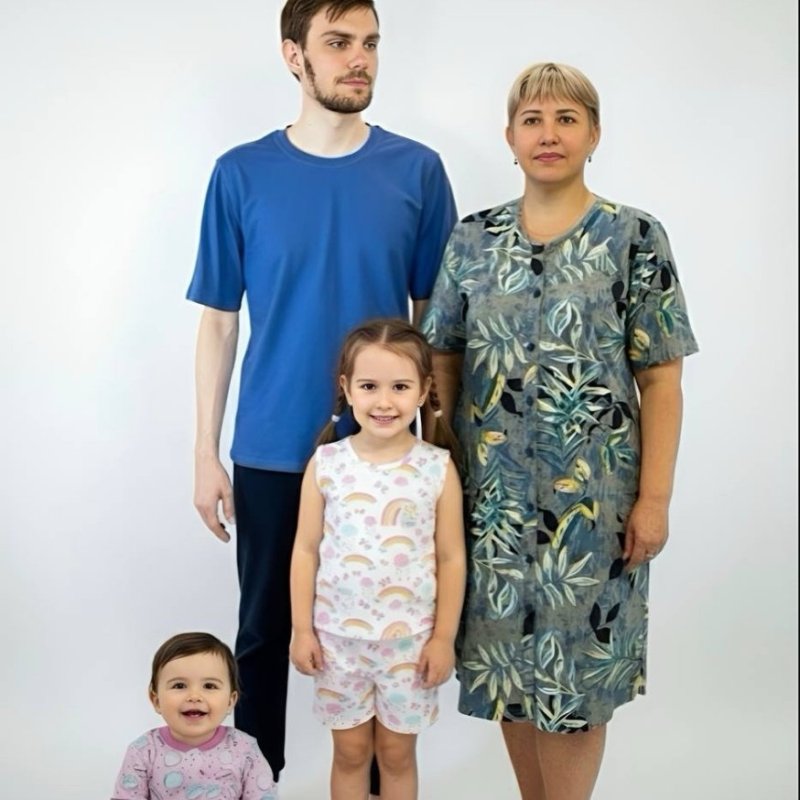 Домашняя коллекция одежды для всей семьи от Абаканского трикотажа — это про уют, тепло и комфорт, к которому хочется возвращаться каждый день.