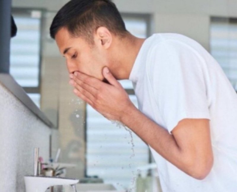 Обзор средств для ухода за кожей и волосами.