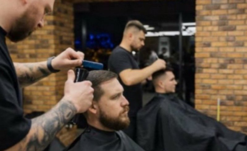 Стрижка на выходные: Идеи для новых стрижек и укладок перед праздниками или событиями.