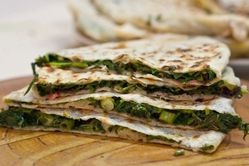 Лепешки с зеленью (кутаб) 