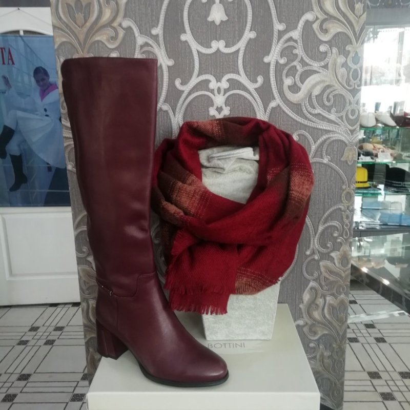 -40 %на всю обувь и сумки 