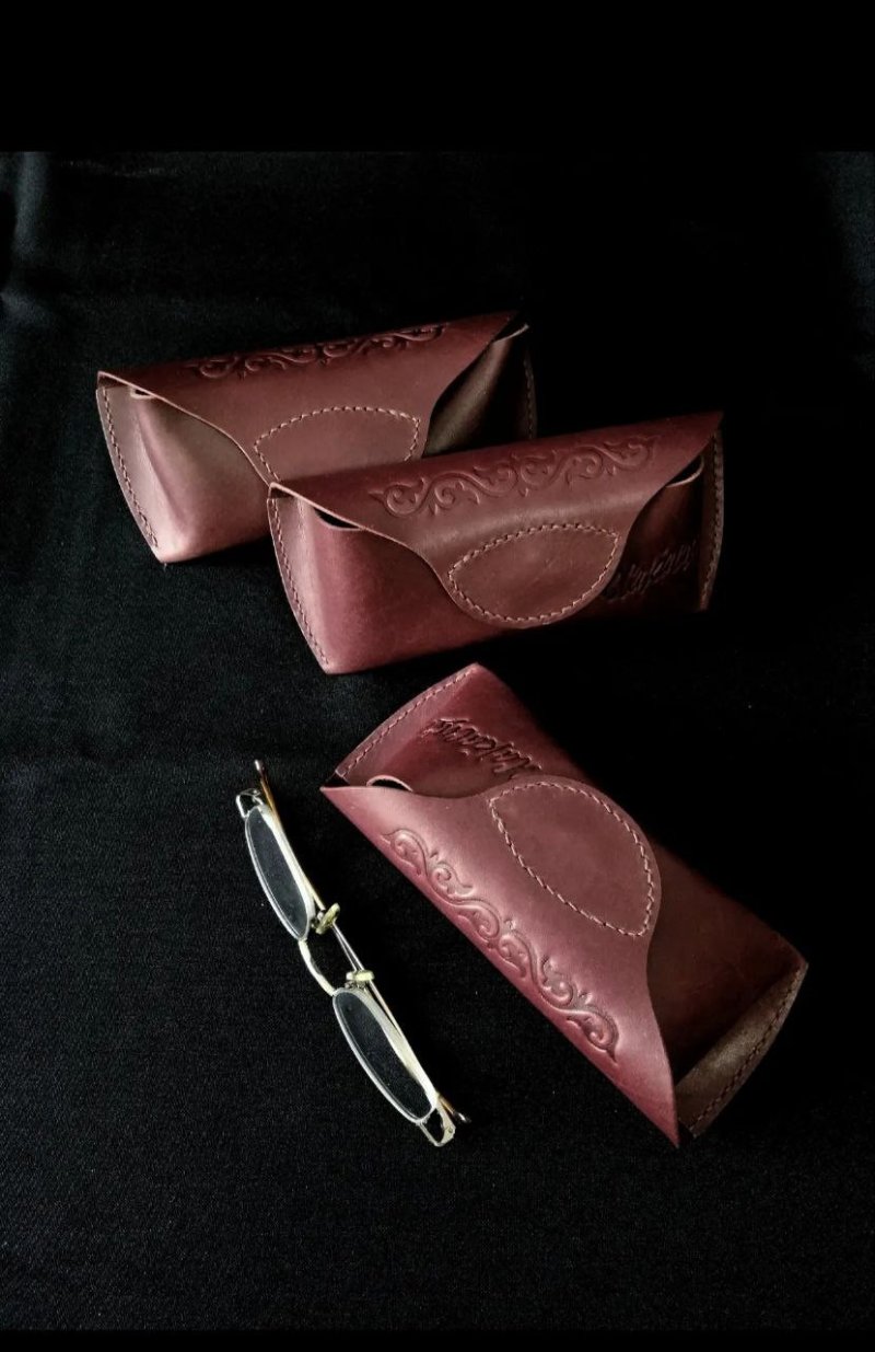 Бабушка оценит! Очечник ручной работы от "АЛТЫН ЧИР" – идеальный подарок на 8 Марта 🌸🎁