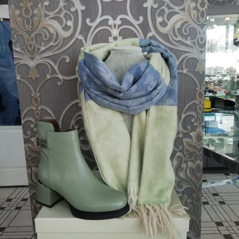 Акция на обувь и сумки продалжается - 40 %! 