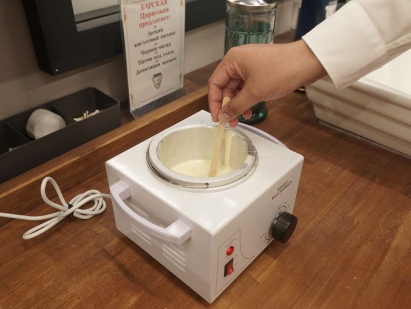 Эстетика чистоты: почему удаление волос воском и пилинги стали стандартом гигиены