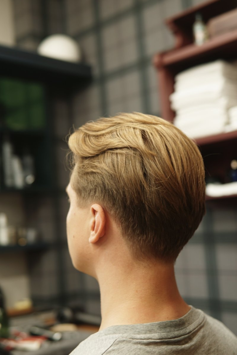 Почему Сириус выбирает Барскую цирюльню: локация и сервис