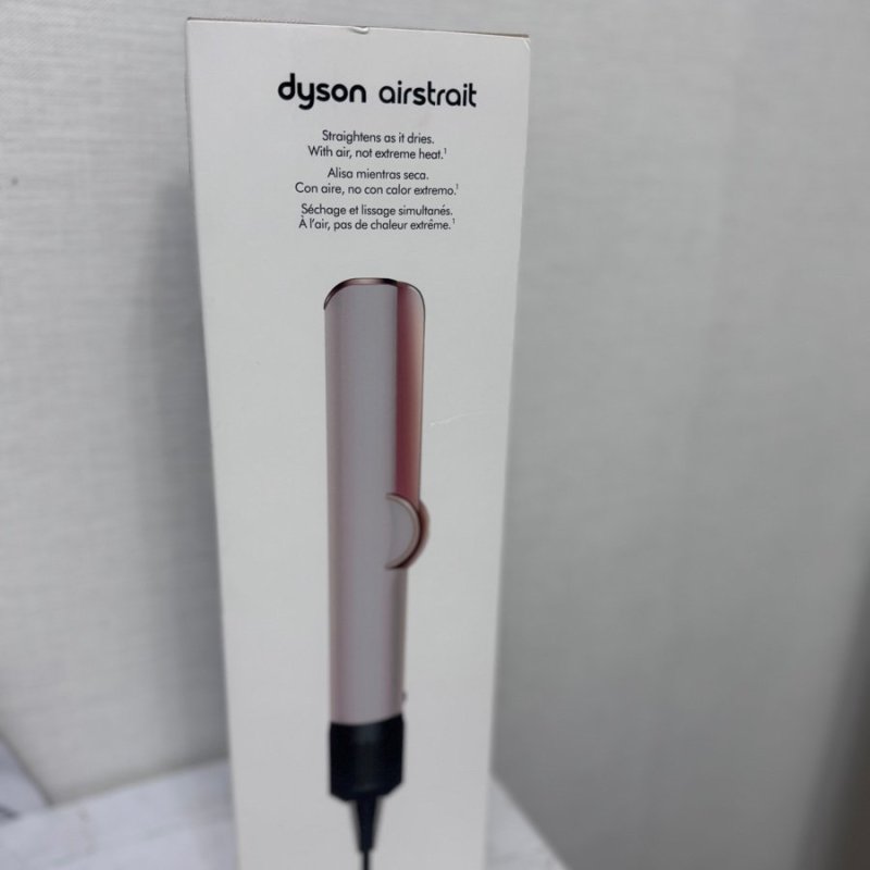 Продаю Dyson Airstrait новая