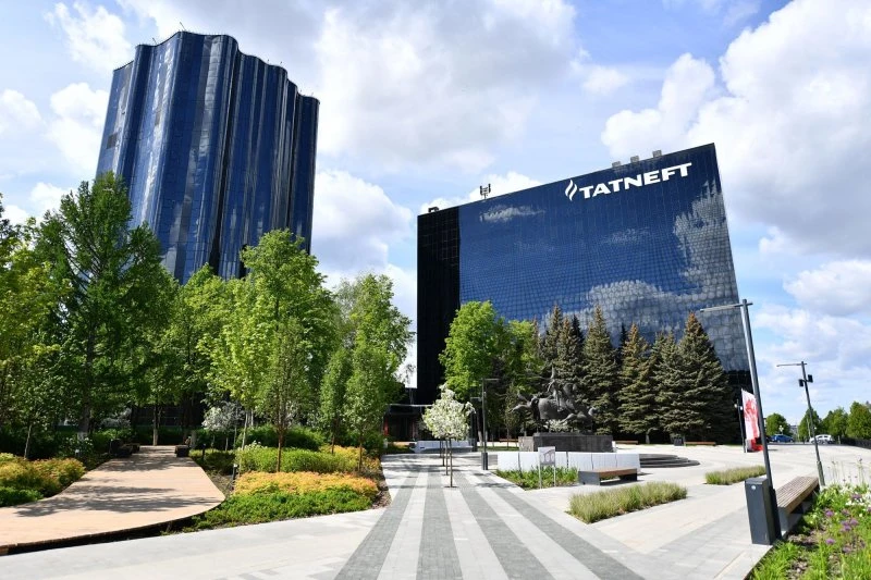 Татнефть
