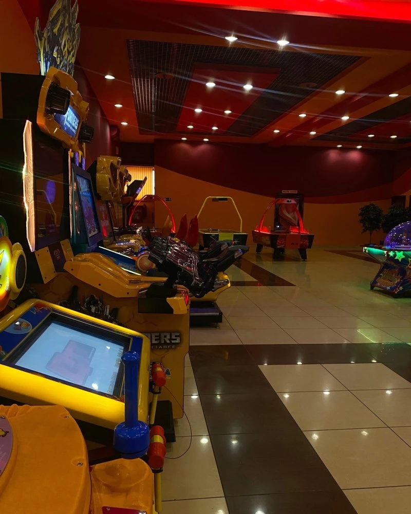 Кино и игры — идеальное комбо в Ролби Синема!🎯