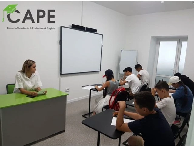 CAPE, языковой центр