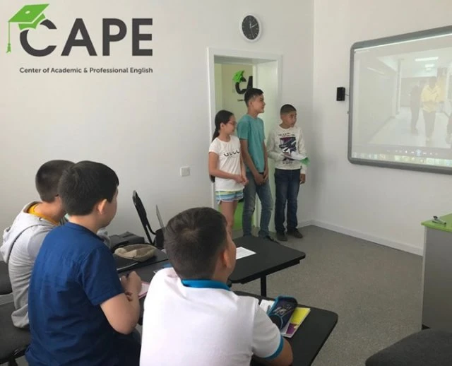CAPE, языковой центр