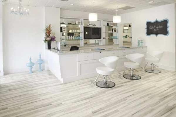 Molly hairstyle bar