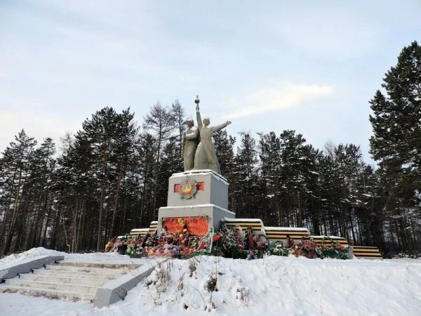 Памятник Воинам - Северобайкальцам