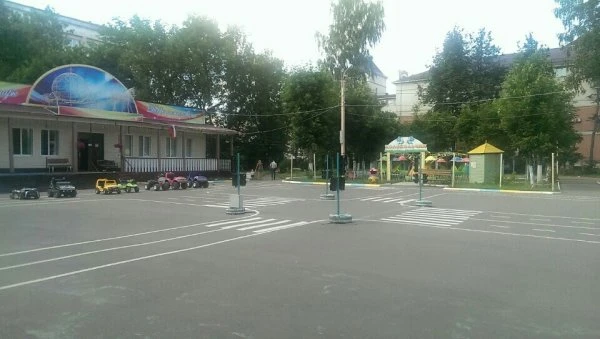 Городской детский парк