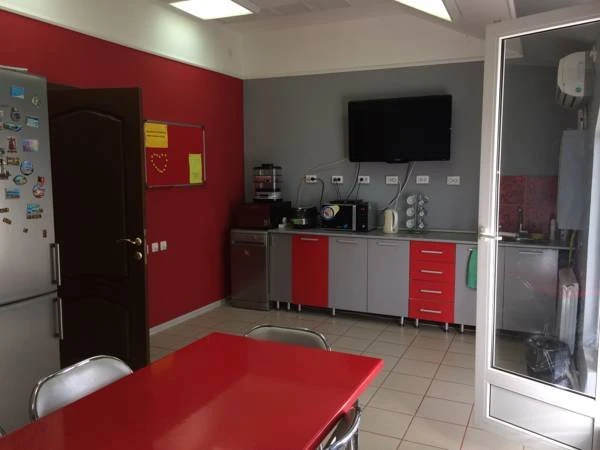 Hostel Well