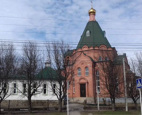 Храм Троицы Живоначальной