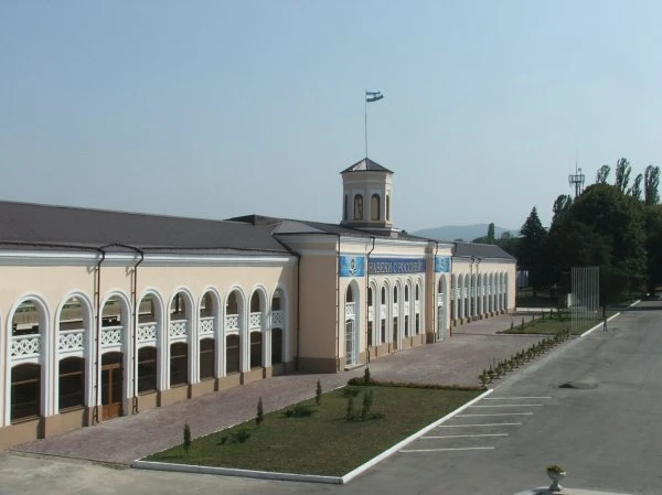 НАЛЬЧИКСКИЙ ИППОДРОМ