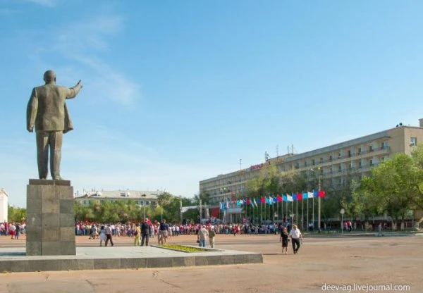 Площадь им. Ленина