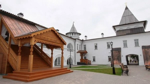 Гостиный (Меновый) двор