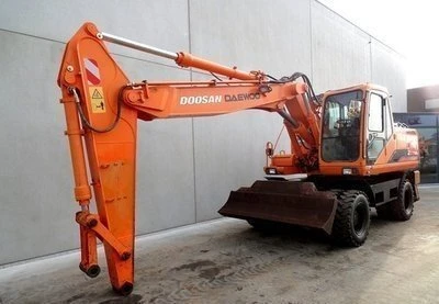 Предлагаю нанять гидромолот Doosan 210
