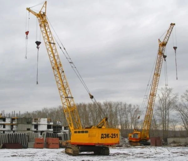 Сдам в аренду гусеничный кран ДЭК-251