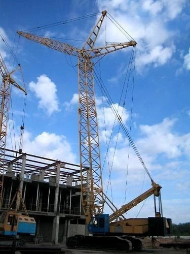 Сдам в аренду гусеничный кран МКГС-100
