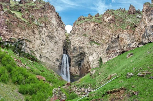 ВОДОПАД СУЛТАН