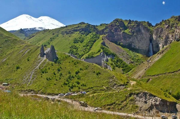 ДОЛИНА ЗАМКОВ