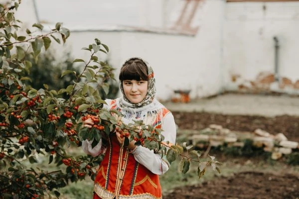 ЮЛИЯ.
