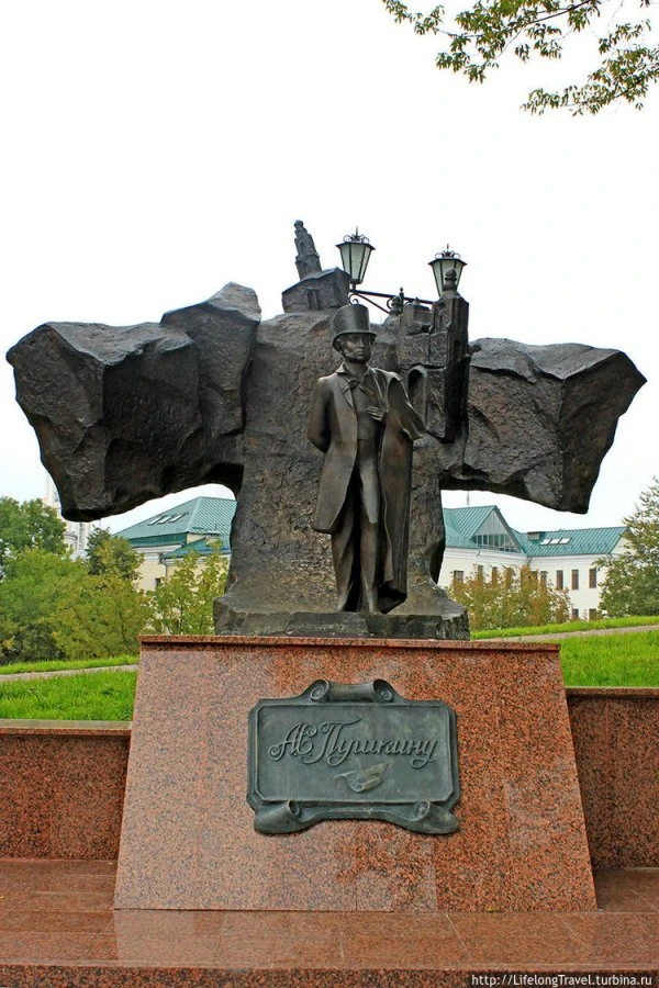 Памятник А. С. Пушкину