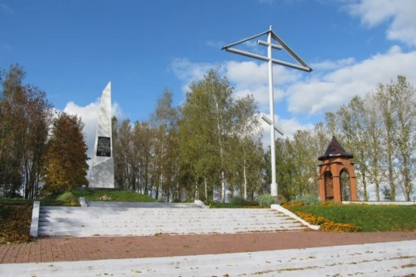Обелиск в память о погибших в концлагере