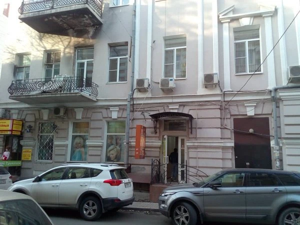Массажист . Ростов . Массажный кабинет в центре Ростова