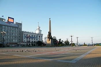 Комсомольская площадь