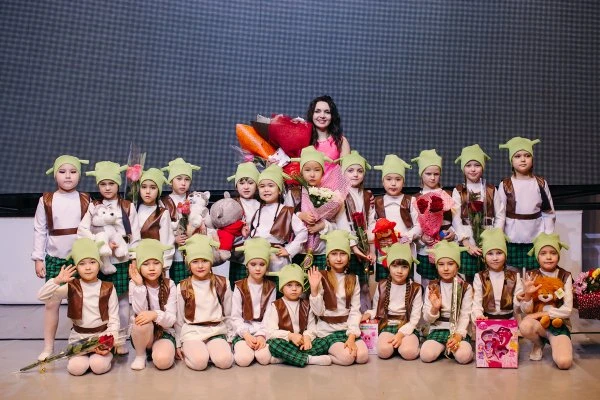 VA school dance / NUR
