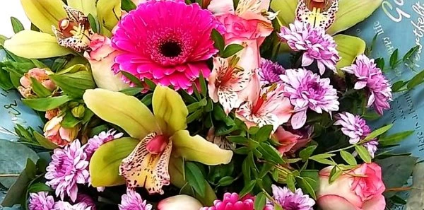 Цветочная студия «EVA-FLOWERS»‎