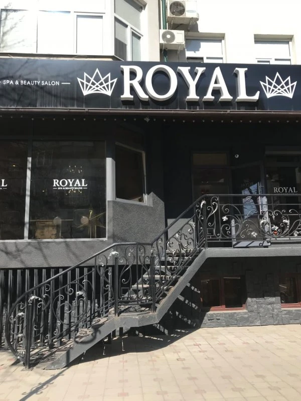 SPA & BEAUTY SALON ROYAL