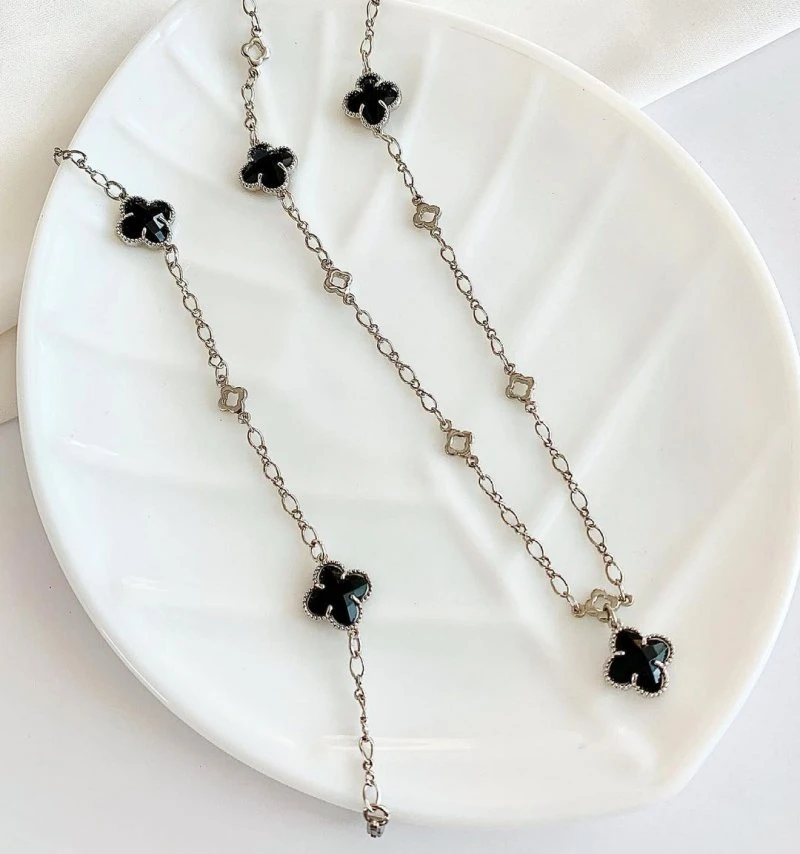 meri_jewelry_mgn