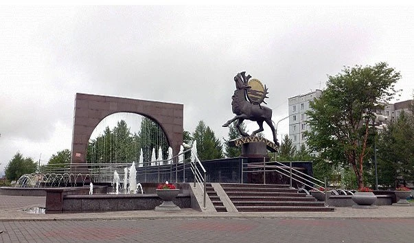 Фонтан скульптура "Северное сияние" в Красноярске