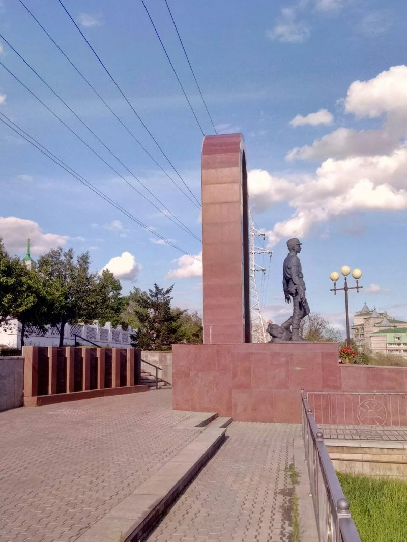 Памятник воинам-интернационалистам в Красноярске