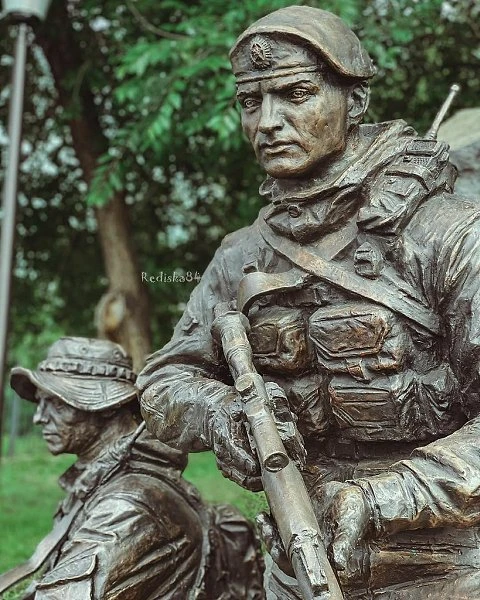 Памятник бойцам спецподразделений в Красноярске