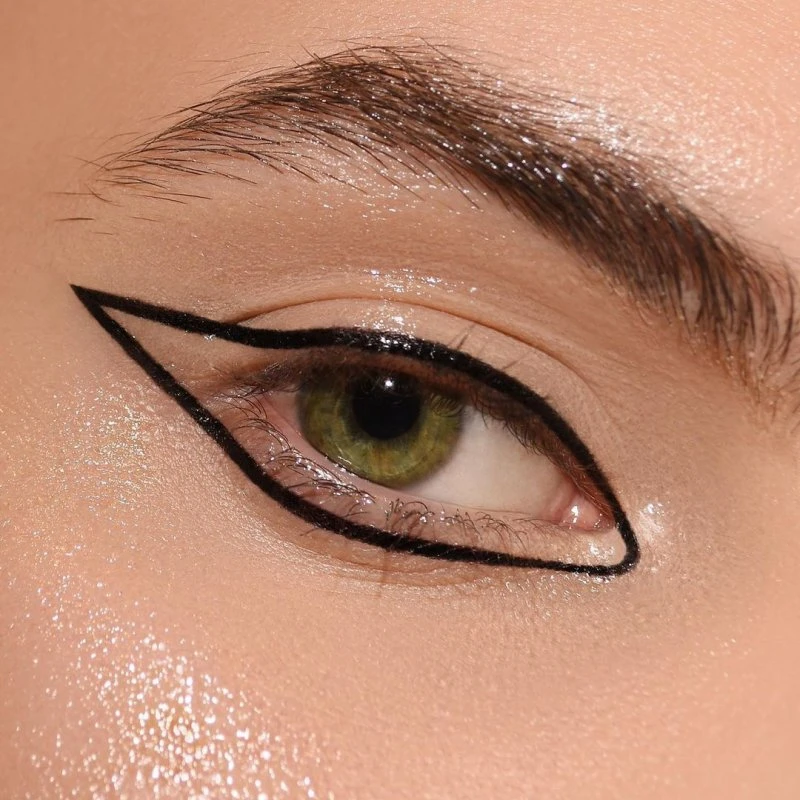 M∙A∙C Cosmetics