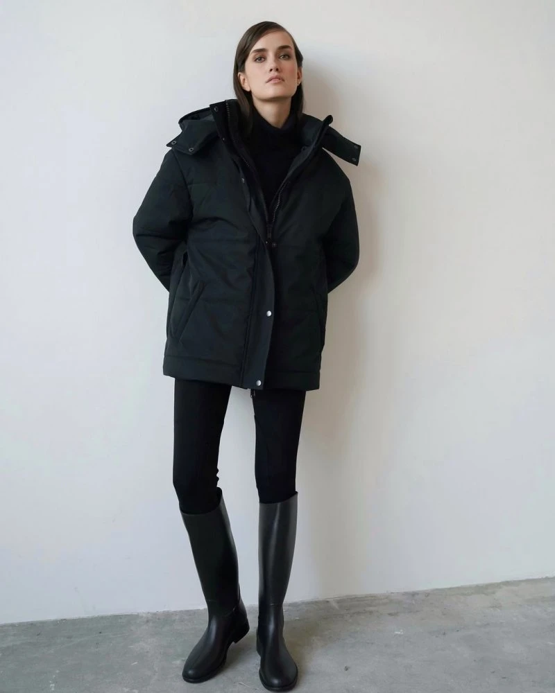 ANNA PEKUN