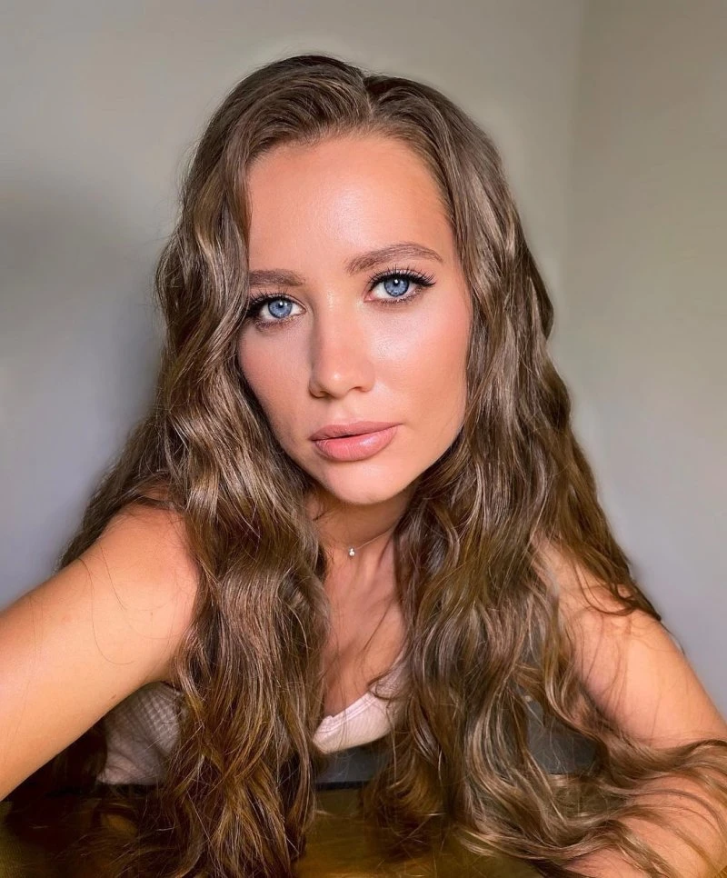 EKATERINA ALEINIKOVA
