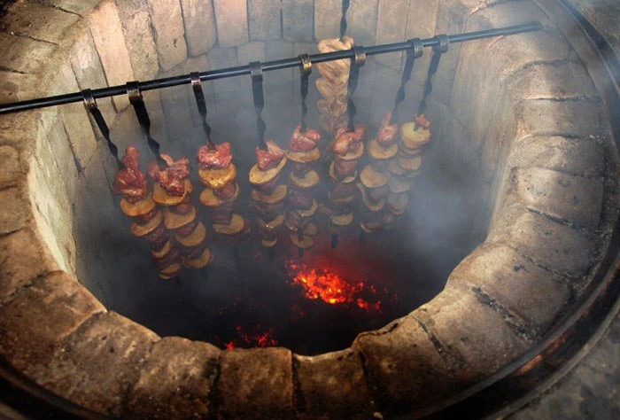 Шашлычный двор
