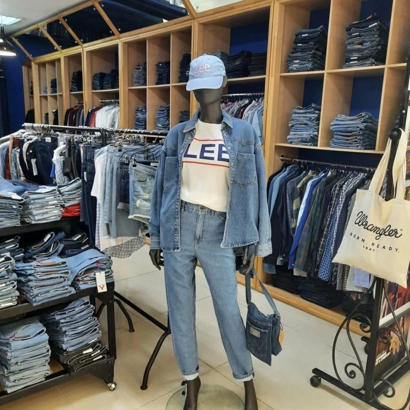 Jeans
