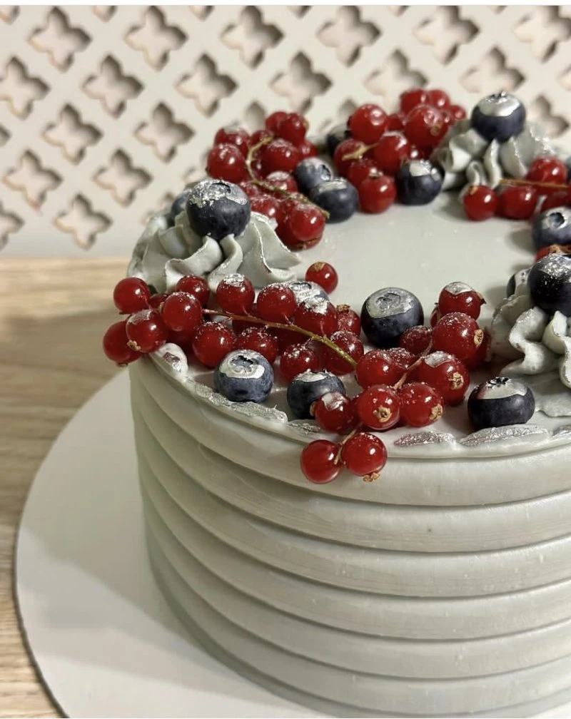 Elinor cake